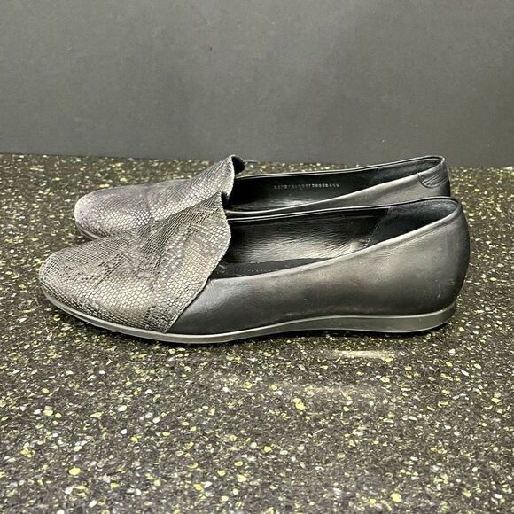 Ecco TOUCH Snakeskin Print Loafer - Picture 2 of 7